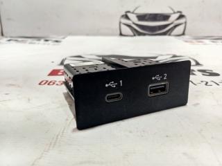 USB разъем Nissan Rogue 2021