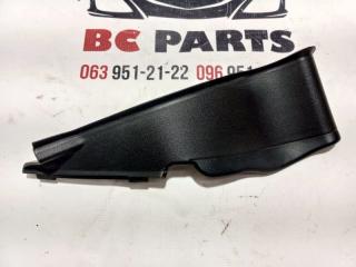 Уголок жабо правый Nissan Rogue 2021 Б/У Уголок жабо правый Nissan Rogue 2021