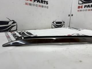 Молдинг крыла задний правый Nissan Rogue T33 2.5