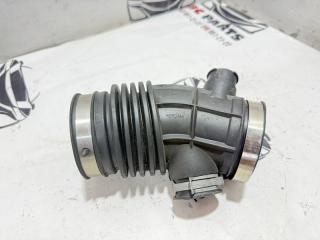 Патрубок воздушного фильтра Nissan Rogue 2017