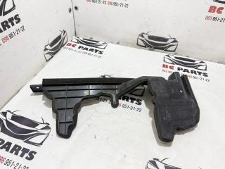 Дефлектор радиатора левый Nissan Rogue T32 QR25 2.5