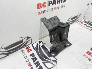 Кронштейн замка капота Rogue 2017 T32 QR25 2.5