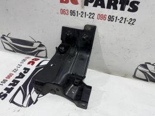 Кронштейн замка капота Rogue 2017 T32 QR25 2.5