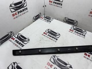 Накладка двери передняя правая Rogue 2017 T32 QR25 2.5