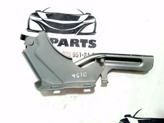 Петля капота правая Nissan Rogue T33 1.5