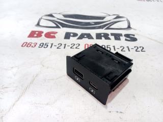 USB разъем Nissan Rogue T33