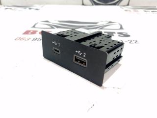 USB разъем Nissan Rogue 2021