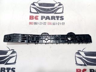 Направляющая бампера задняя левая Nissan Rogue T33 2.5