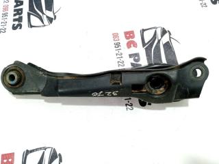 Рычаг подвески задний левый Nissan Rogue 2021