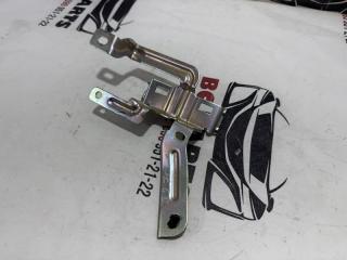 Кронштейн блока предохранителей Nissan Rogue T33 2.5