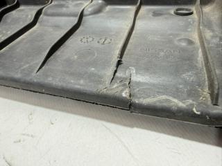 Крепление радиатора Rogue 2021 T33 2.5