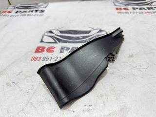 Уголок жабо левый Rogue 2021 T33 2.5