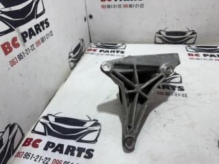 Кронштейн полуоси передний правый Rogue 2021 T33 2.5