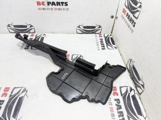 Дефлектор радиатора правый Rogue 2021 T33 2.5