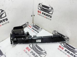 Воздуховод салона правый Rogue 2021 T33 2.5