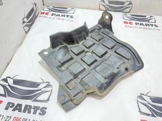 Защита двигателя правая Rogue 2021 T33 2.5