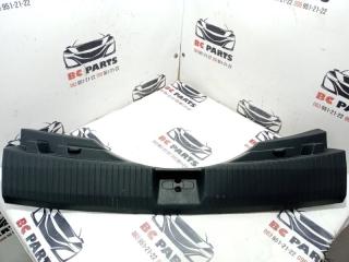 Накладка замка багажника Nissan Rogue 2021