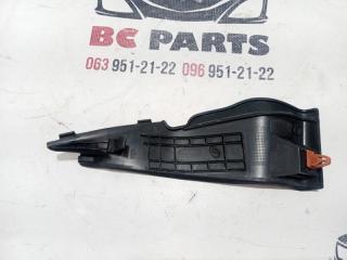 Уголок жабо правый Nissan Rogue T33 2.5