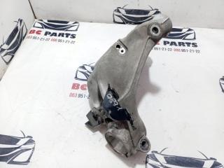 Кулак поворотный передний правый Nissan Rogue T33 2.5