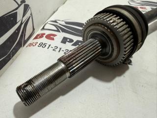 Привод ( полуось) задний Rogue 2019 T32 QR25 2.5