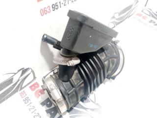 Патрубок воздушного фильтра Nissan Rogue T33 2.5