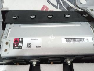 Подушка безопасности в колени правая Rogue 2020 T33 2.5