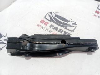 Рычаг подвески задний правый Nissan Rogue 2021