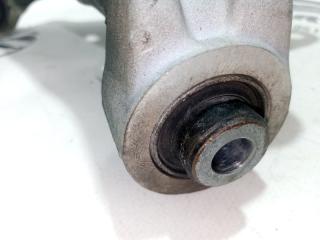 Цапфа задняя левая Rogue 2021 T33 2.5