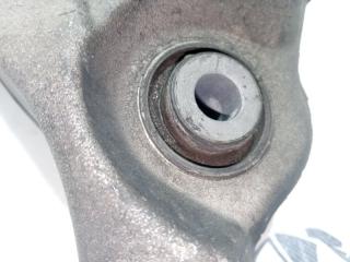 Цапфа задняя правая Rogue 2021 T33 2.5