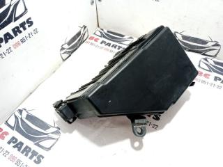 Корпус блока предохранителей Nissan Rogue T33 2.5