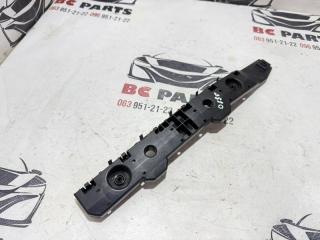 Направляющая бампера задняя правая Rogue 2020 T33 2.5