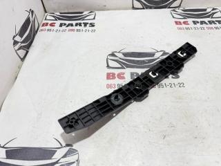 Направляющая бампера задняя правая Rogue 2020 T33 2.5