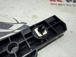 Направляющая бампера задняя правая Rogue 2020 T33 2.5