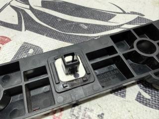 Направляющая бампера задняя правая Rogue 2020 T33 2.5