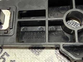 Направляющая бампера задняя правая Rogue 2020 T33 2.5