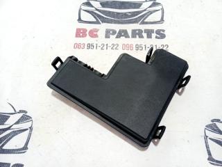 Крышка блока предохранителей Nissan Rogue 2019