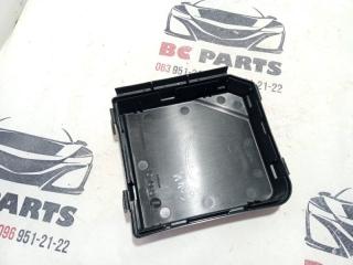 Крышка блока предохранителей Nissan Rogue T32 QR25 2.5