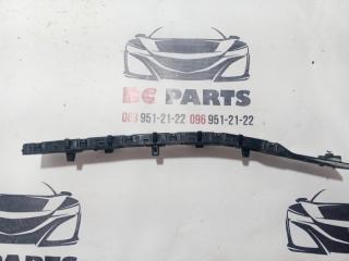 Направляющая бампера задняя левая Rogue 2021 T33 2.5