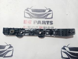 Направляющая бампера задняя левая Nissan Rogue T33 2.5