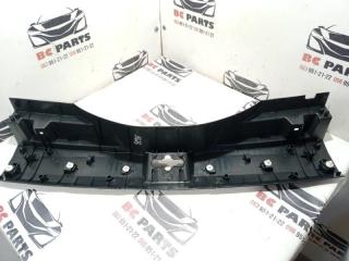 Накладка замка багажника Rogue 2022 t33 1.5