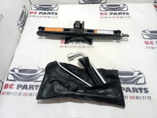 Домкрат Nissan Rogue 2021