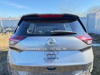 Крышка багажника Nissan Rogue 2021