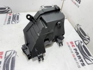 Корпус блока предохранителей Rogue 2021 T33 2.5