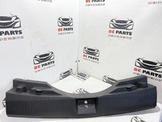 Накладка замка багажника Nissan Rogue 2021