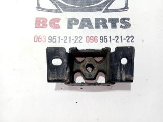 Подушка глушителя передняя Rogue 2021 T33 2.5