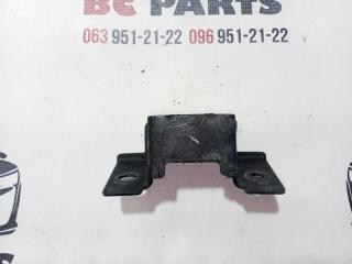 Подушка глушителя передняя Nissan Rogue T33 2.5
