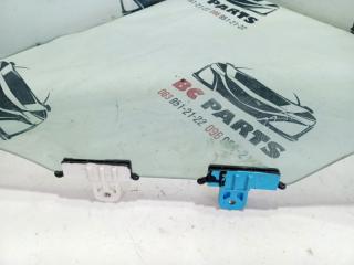 Стекло двери переднее левое Rogue 2023 T33 1.5