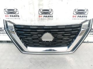 Решетка радиатора Nissan Rogue 2021