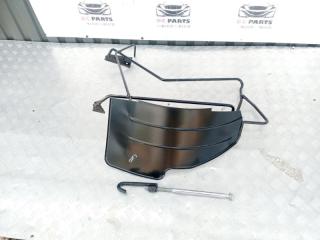 Крепление запасного колеса Mitsubishi Outlander 2.0